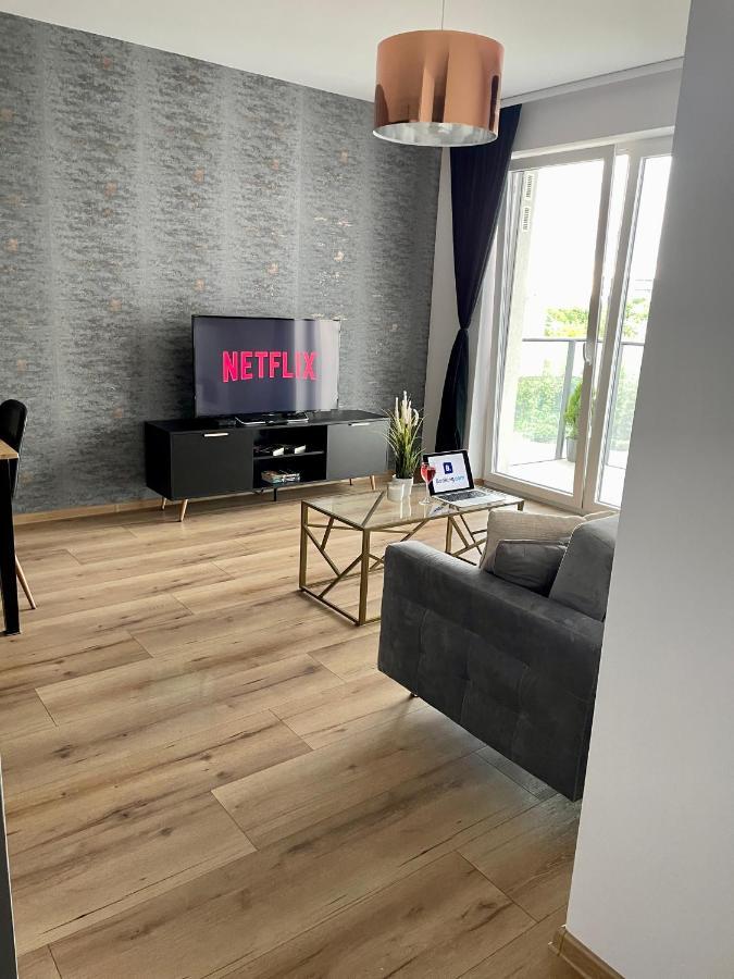 Apartament Drewnowska Przy Manufakturze Лодзь Экстерьер фото